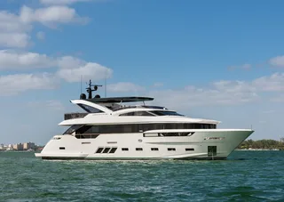 THE PEDDLER — Dreamline Yachts