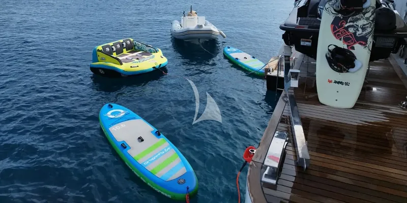 HOUBARA, watertoys 2