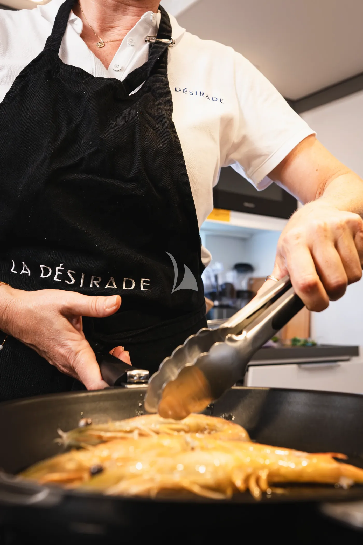 LA DESIRADE, inside 2