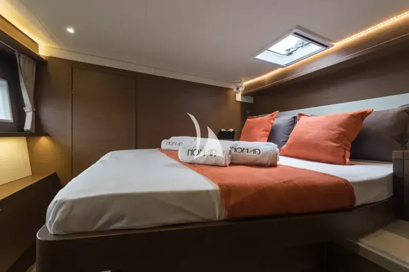 NOMAD, cabins 5