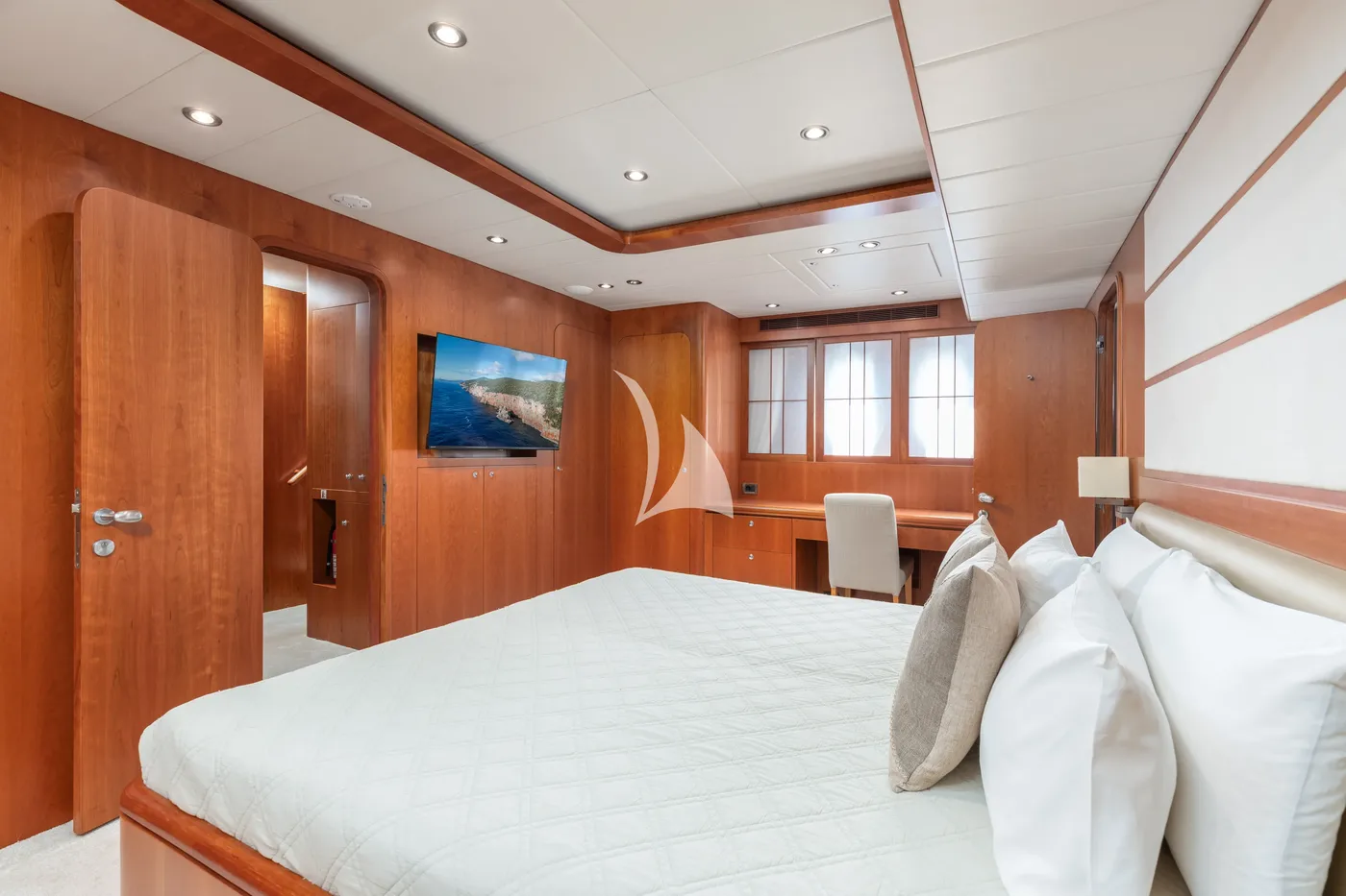 ANNABEL II, cabins 3