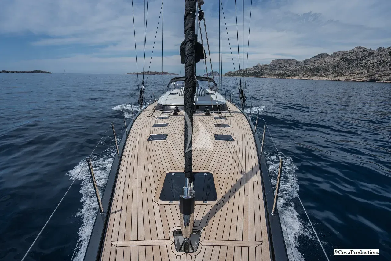 MAOYA, on deck 2