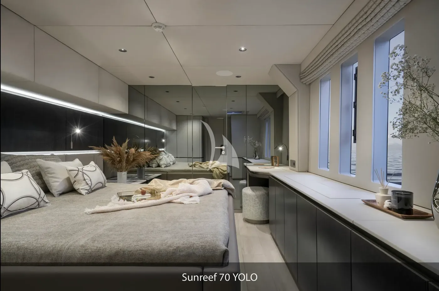 YOLO, cabins 1