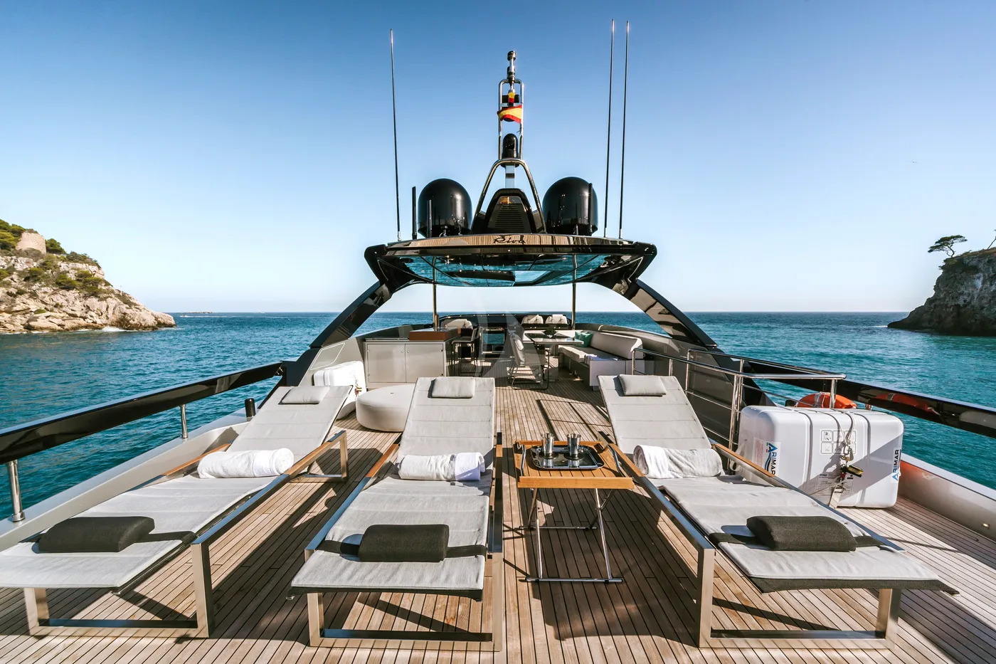 BARRACUDA III, photos 2