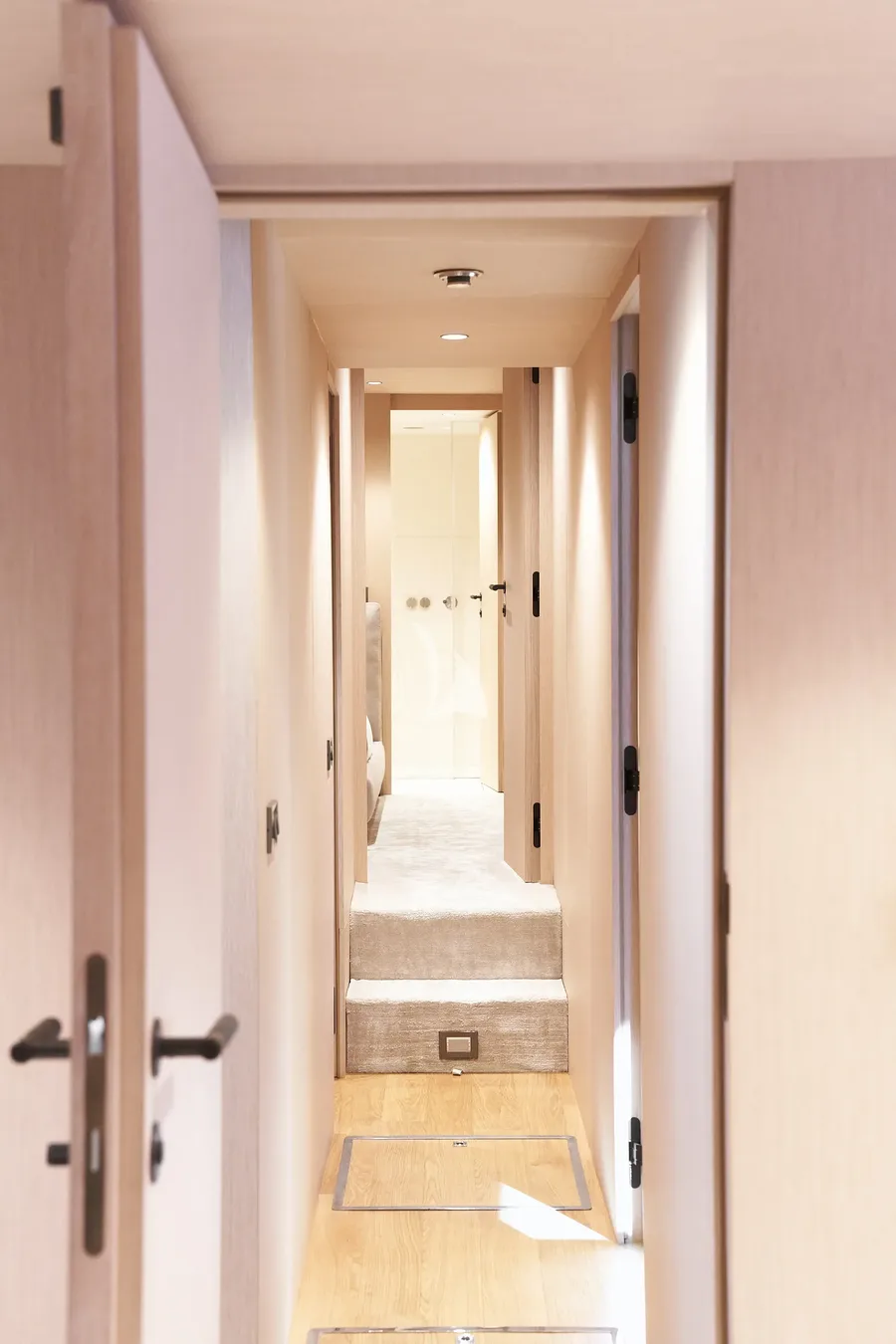 NEOPRENE, photos 4