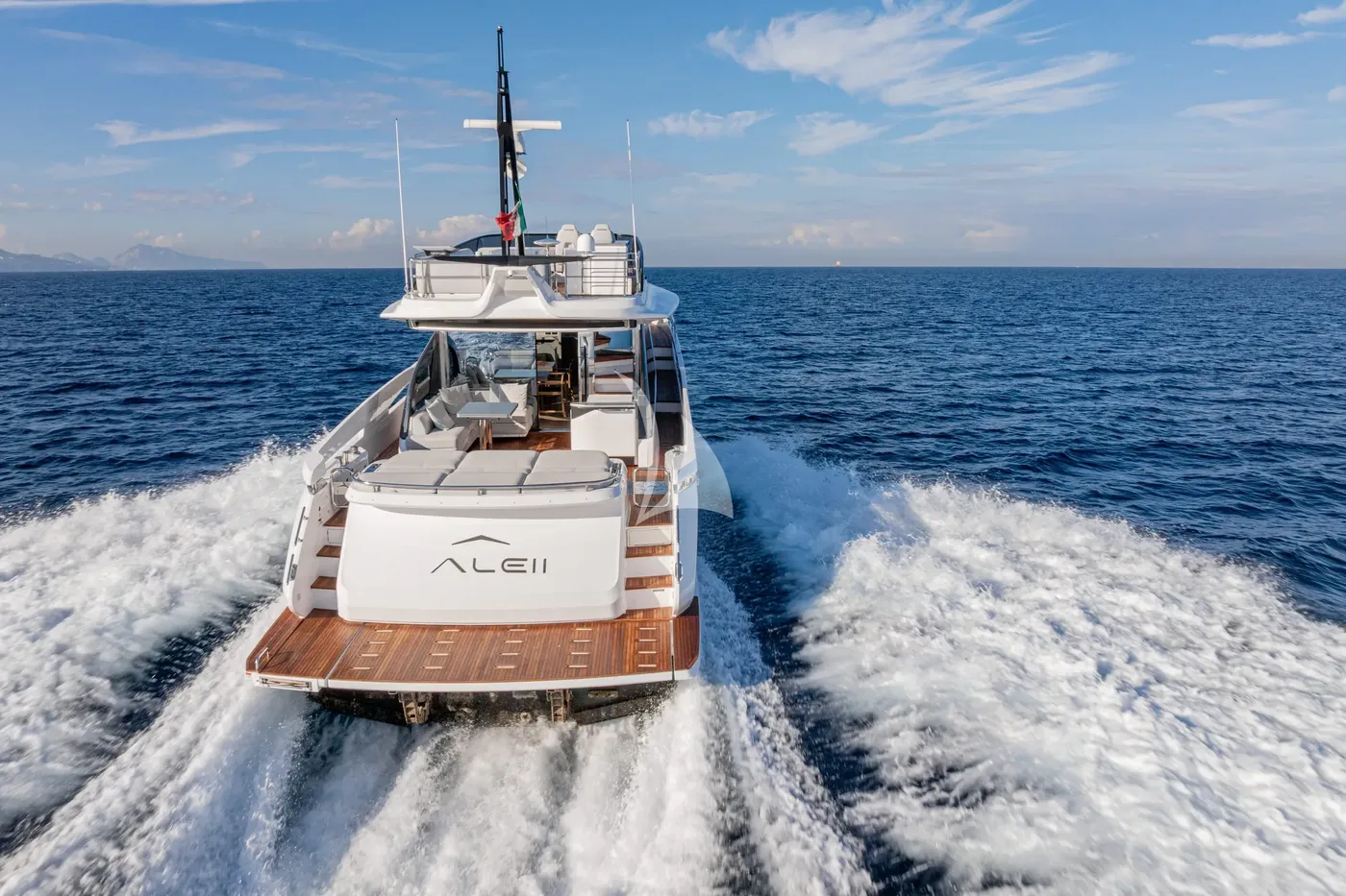 ALE II, on deck 1