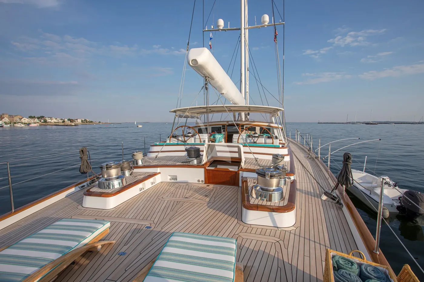 WHISPER, on deck 1