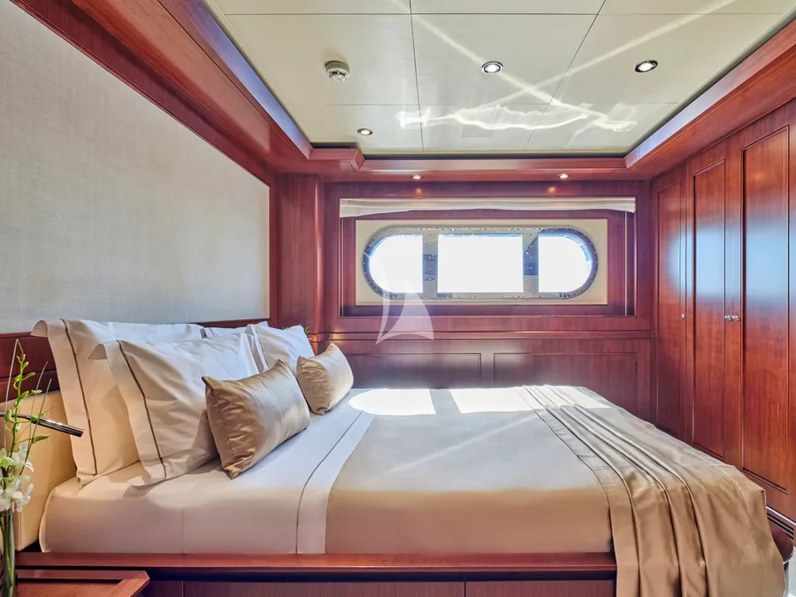 PALATIAL, photos 1
