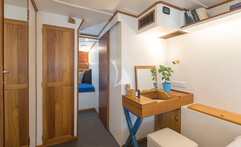 COSMOS, cabins 4