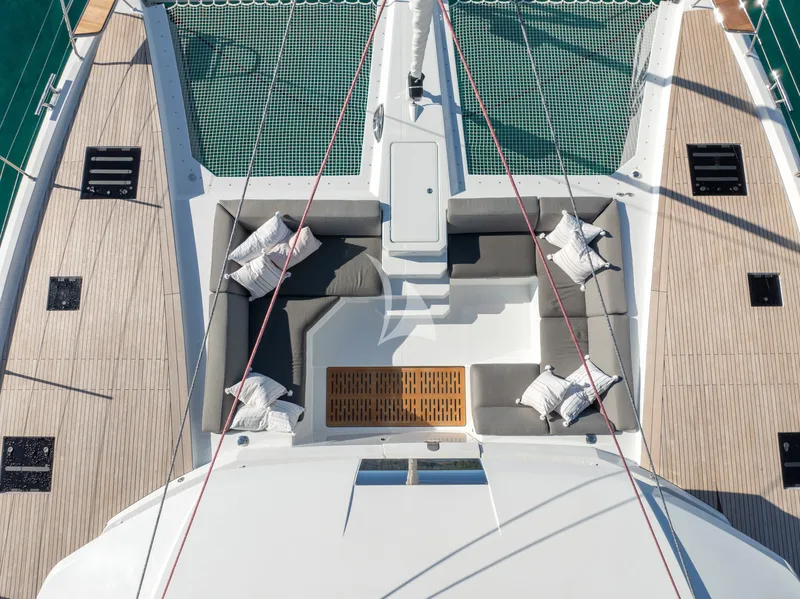 SOLOMAR, on deck 6