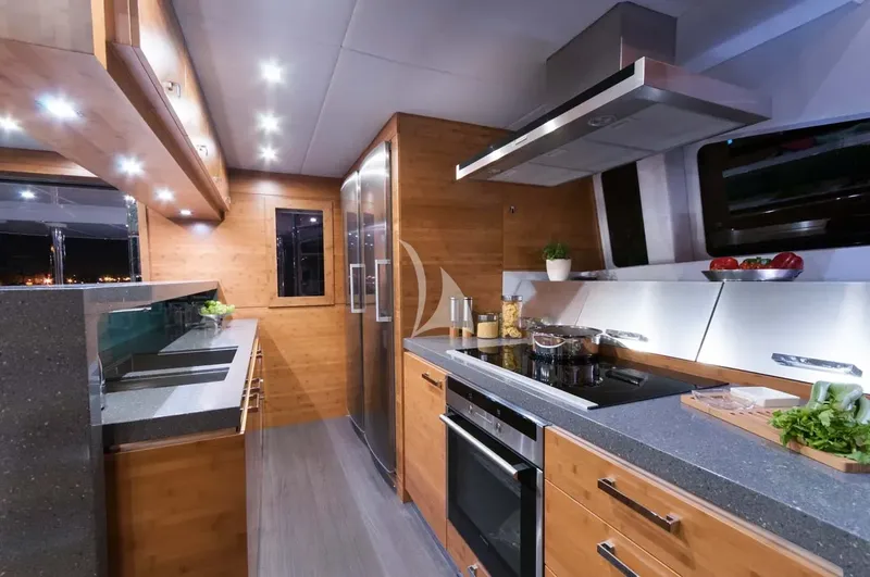 SKYLARK, inside 3