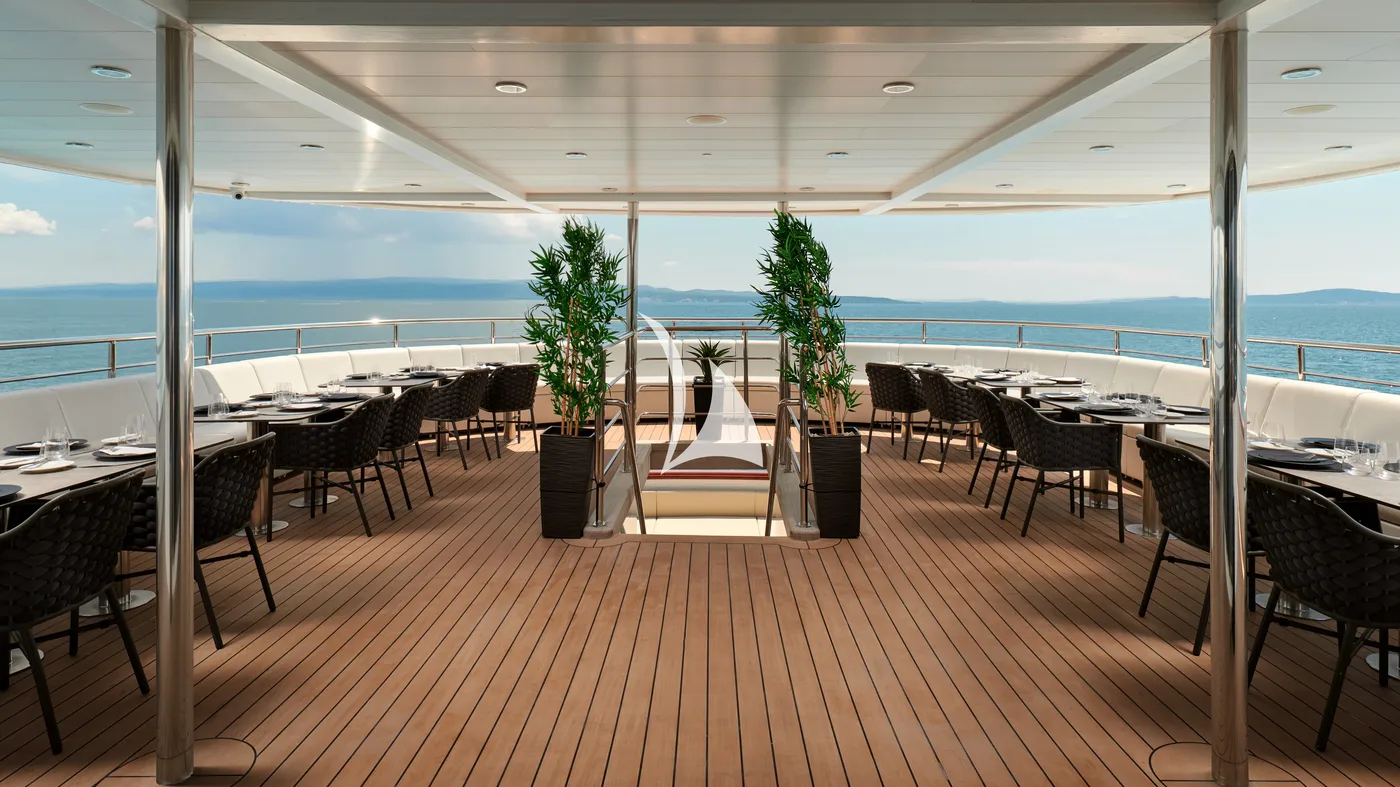 OHANA, on deck 1