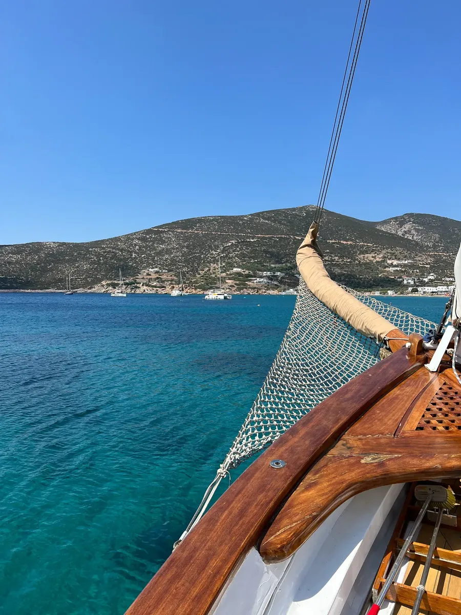 APHRODITE, photos 2
