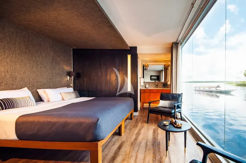 ARIA AMAZON, cabins 3