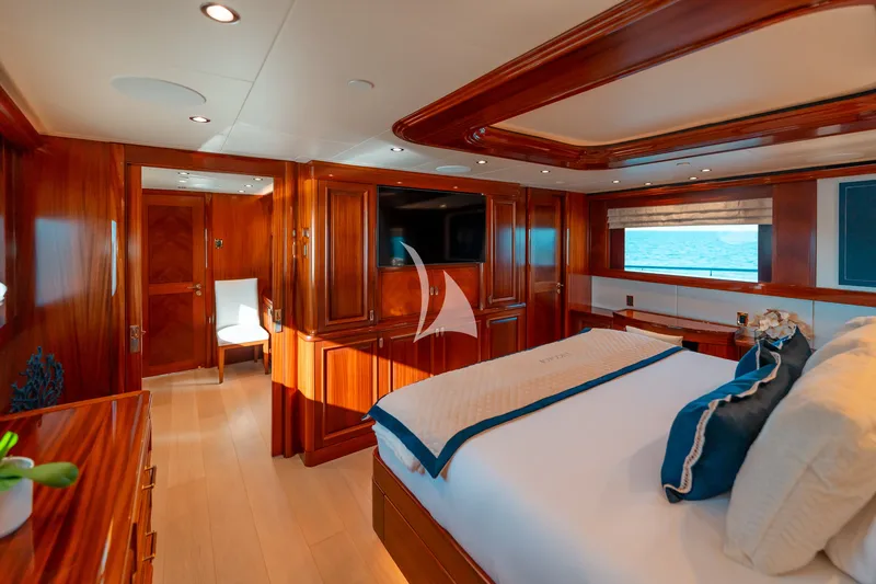 BLUE TIME, cabins 2