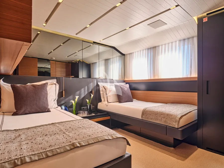 PIOLA, photos 6