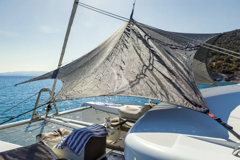 ELVIRA 52, all photos 6