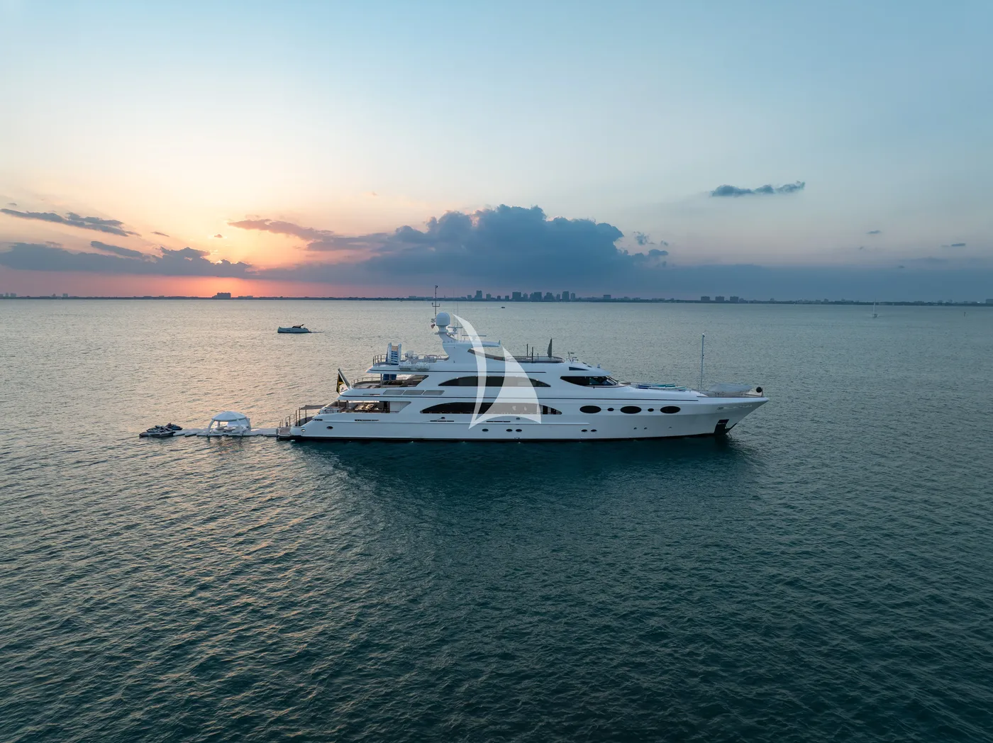 SWEET CAROLINE II, on deck 2