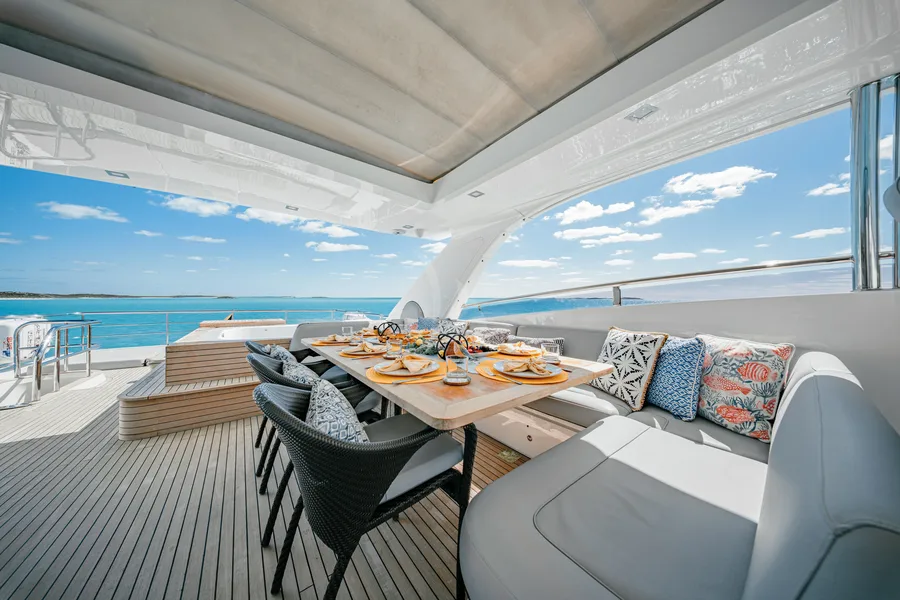BEACHFRONT II, photos 1