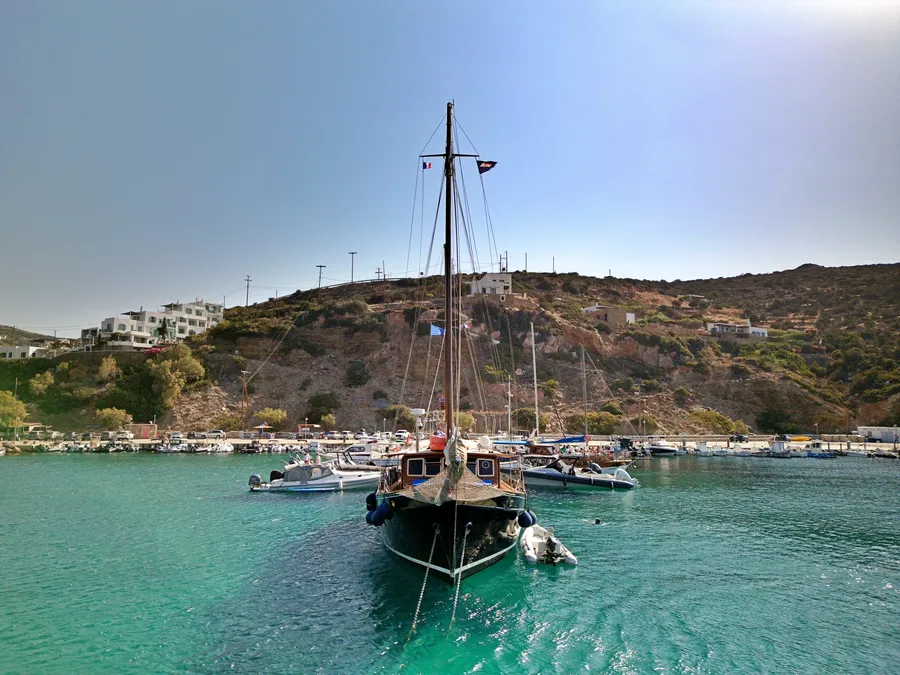 APHRODITE, photos 6