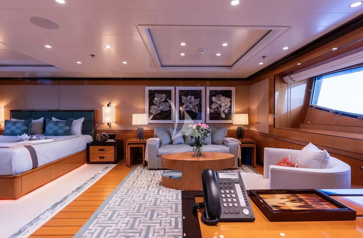 DEEP BLUE, cabins 1