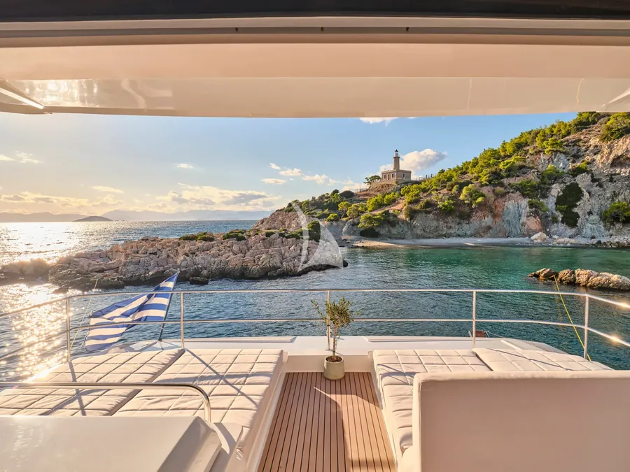 MAJESTY OF GREECE, photos 4
