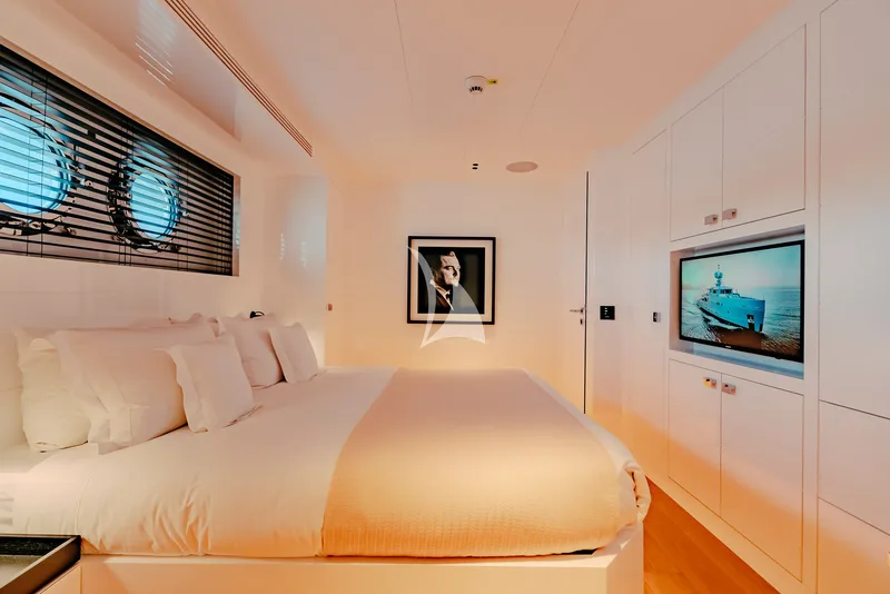 CARMEN, cabins 2