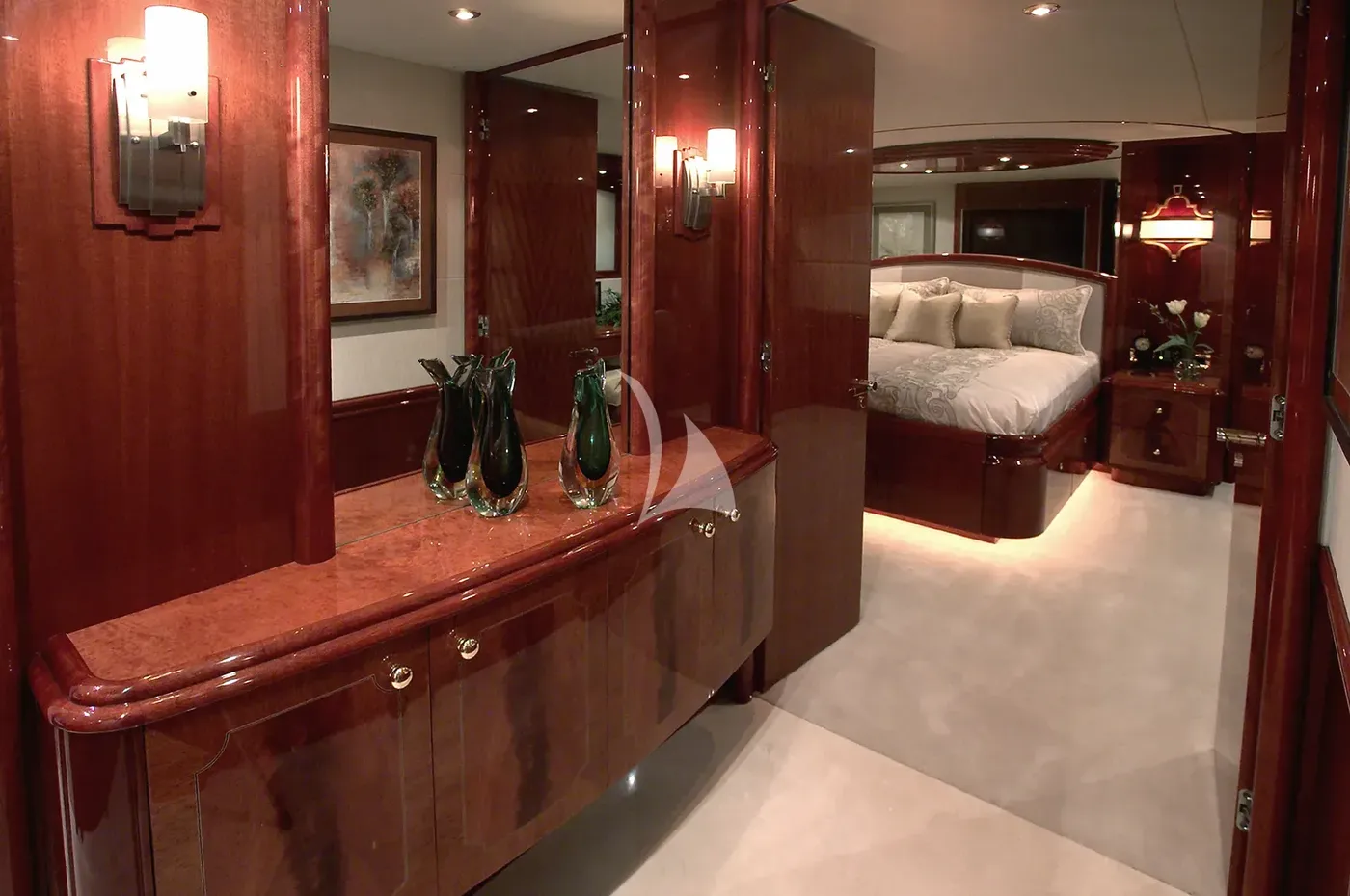 LE REVE, cabins 1