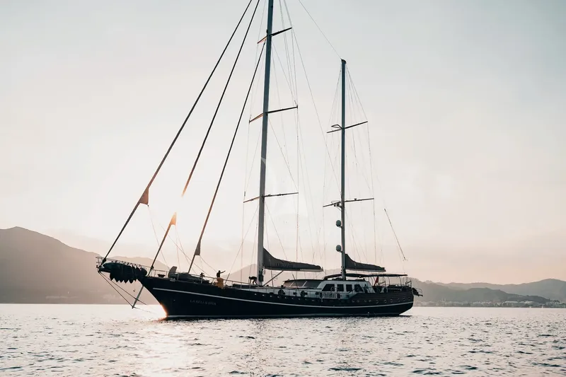 LA BELLA VITA, on deck 4