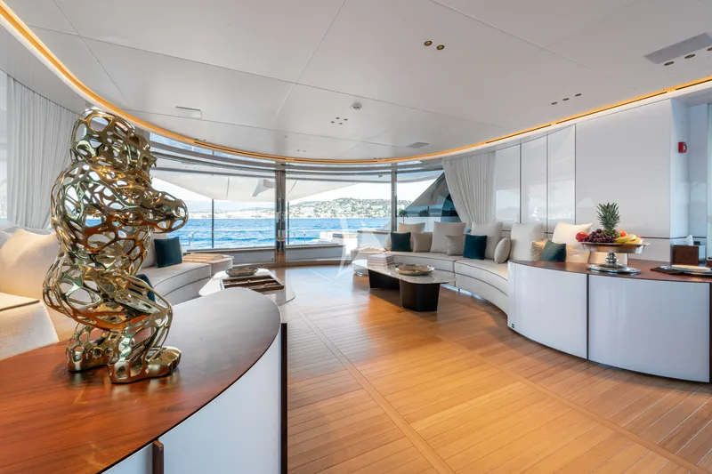 NORTHERN ESCAPE, inside 4