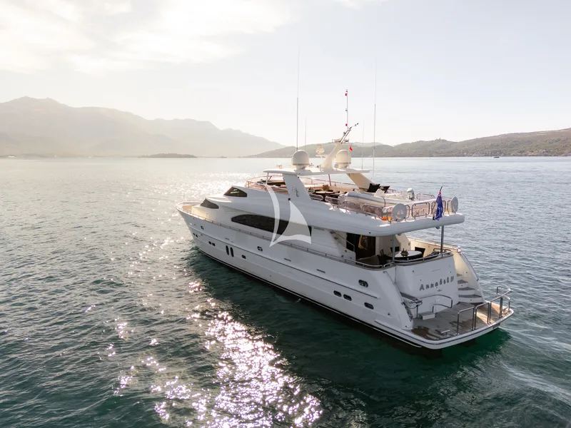 ANNABEL II, on deck 3