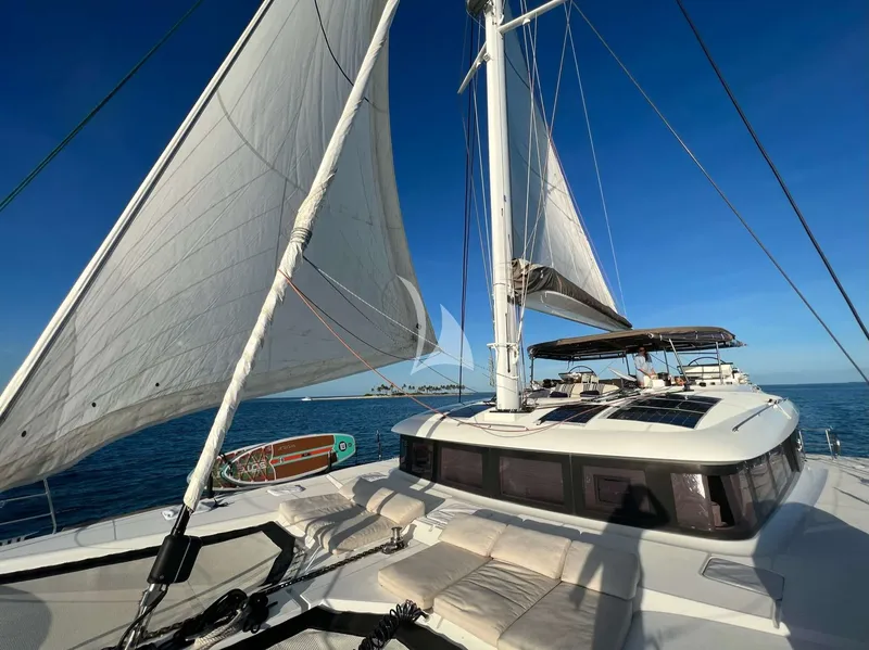 AKASHA, on deck 3