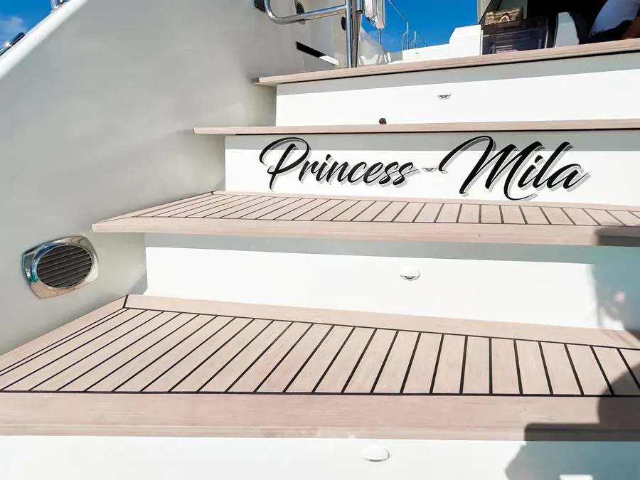 PRINCESS MILA, photos 5