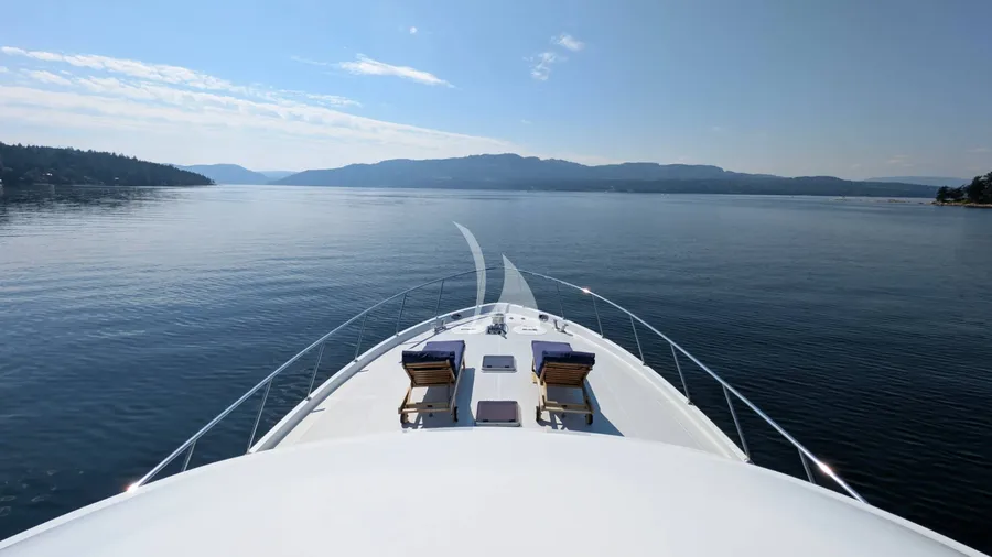 A GREAT ESCAPE, photos 6