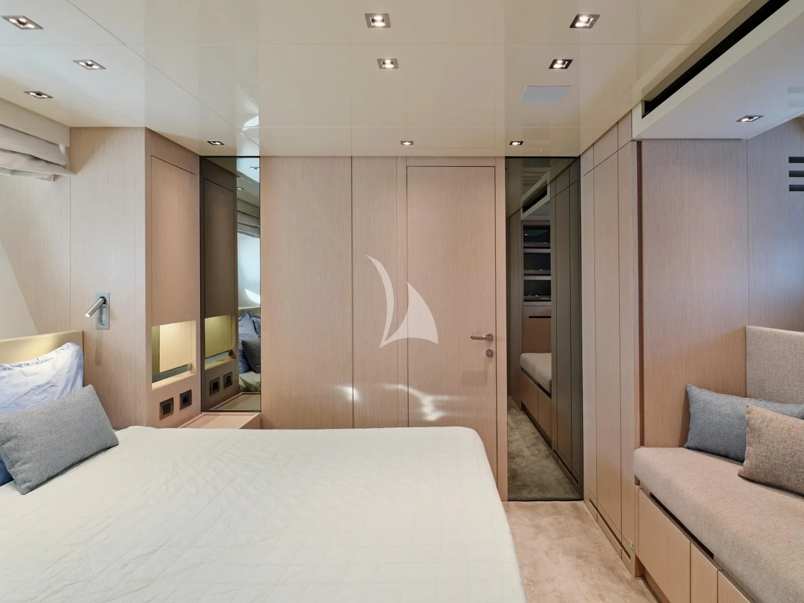 Cabin photo 2
