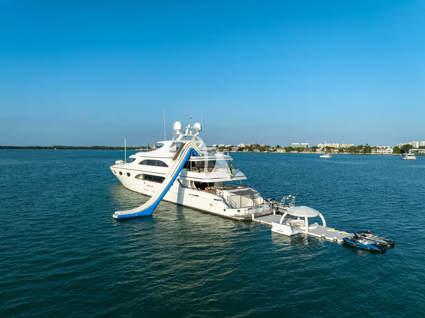 SWEET CAROLINE II, photos 2