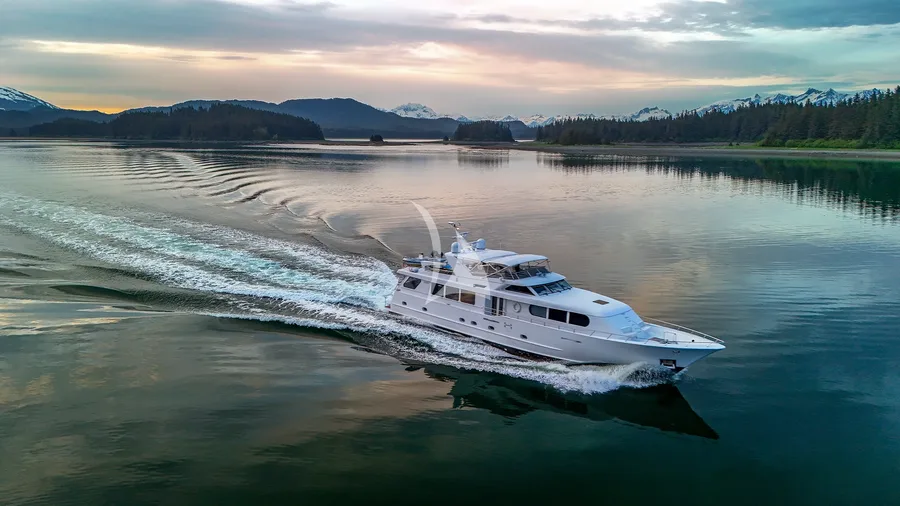 MY LADY ALASKA, photos 2