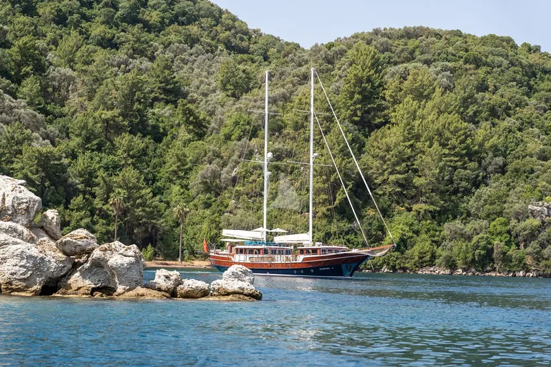 NURTEN A, on deck 6