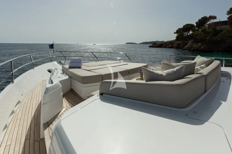 MIO BARCO, more 6