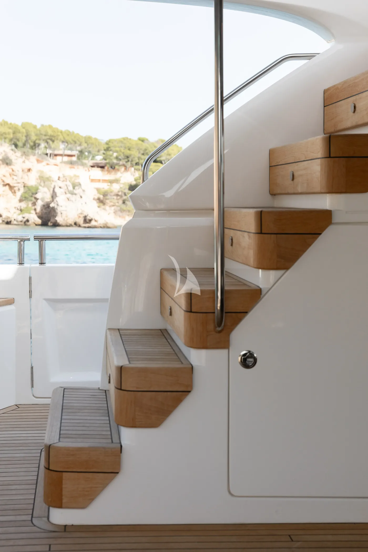 MIO BARCO, on deck 1