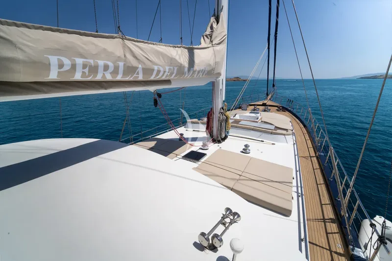 PERLA DEL MARE, on deck 5