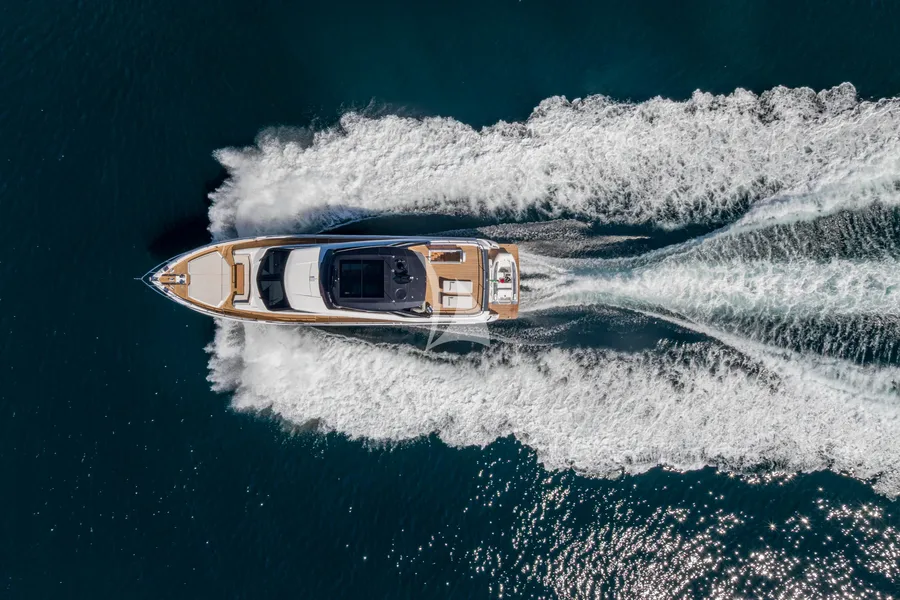 SEA DIAMOND, photos 1
