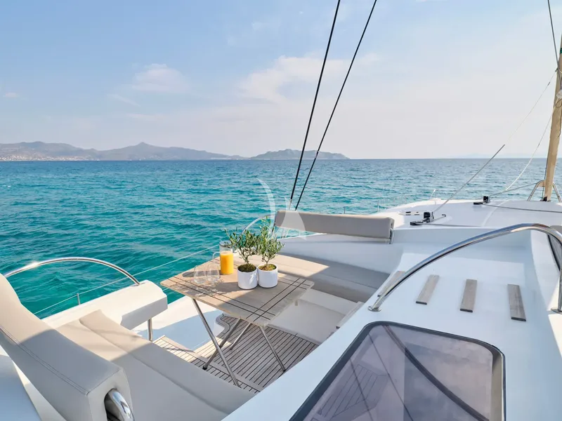 WORLD'S END, on deck 6