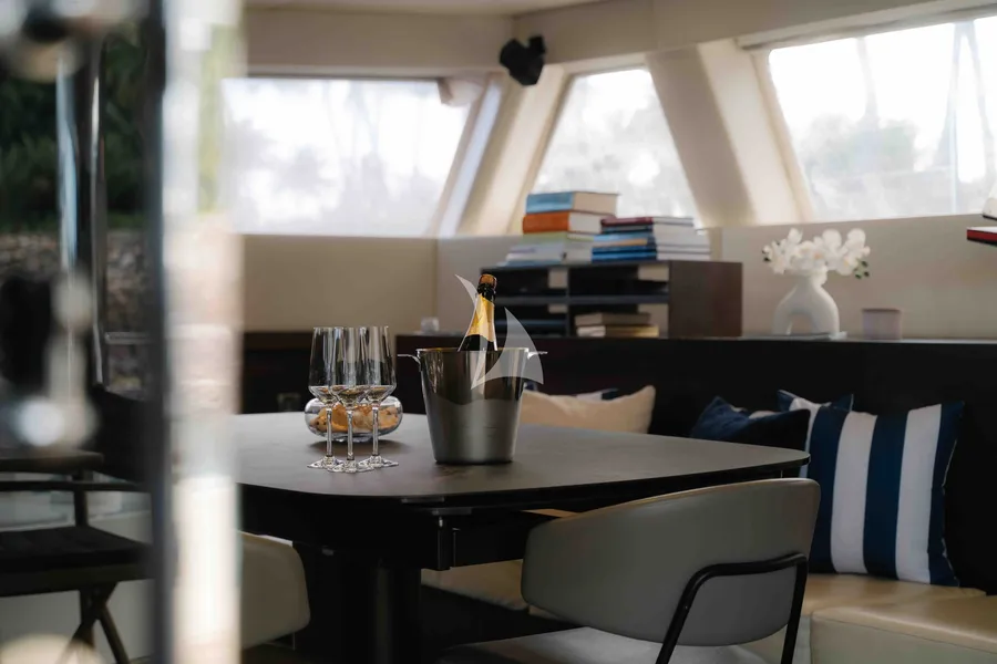 S/Y FENG, photos 1