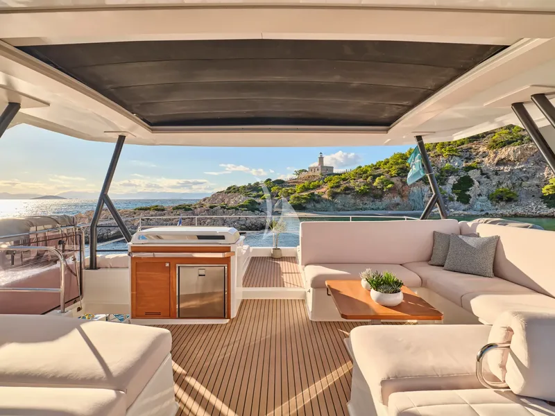 MAJESTY OF GREECE, inside 2