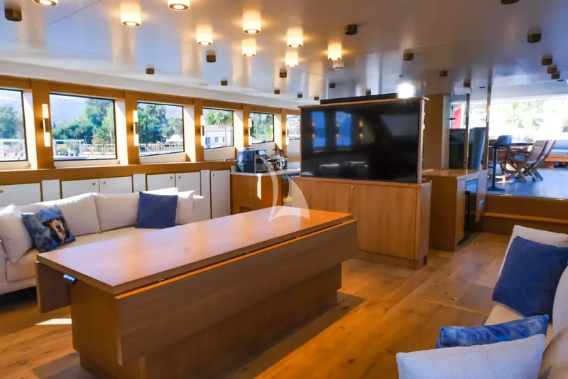 SUREYYA, inside 4