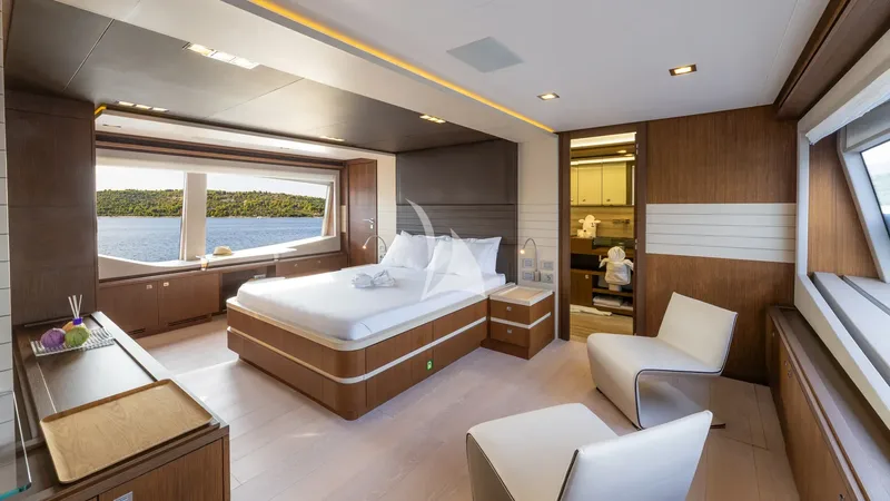 MORNING STAR, cabins 4