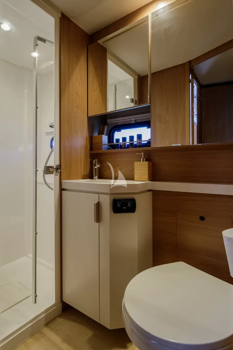 LIBRA, cabins 3