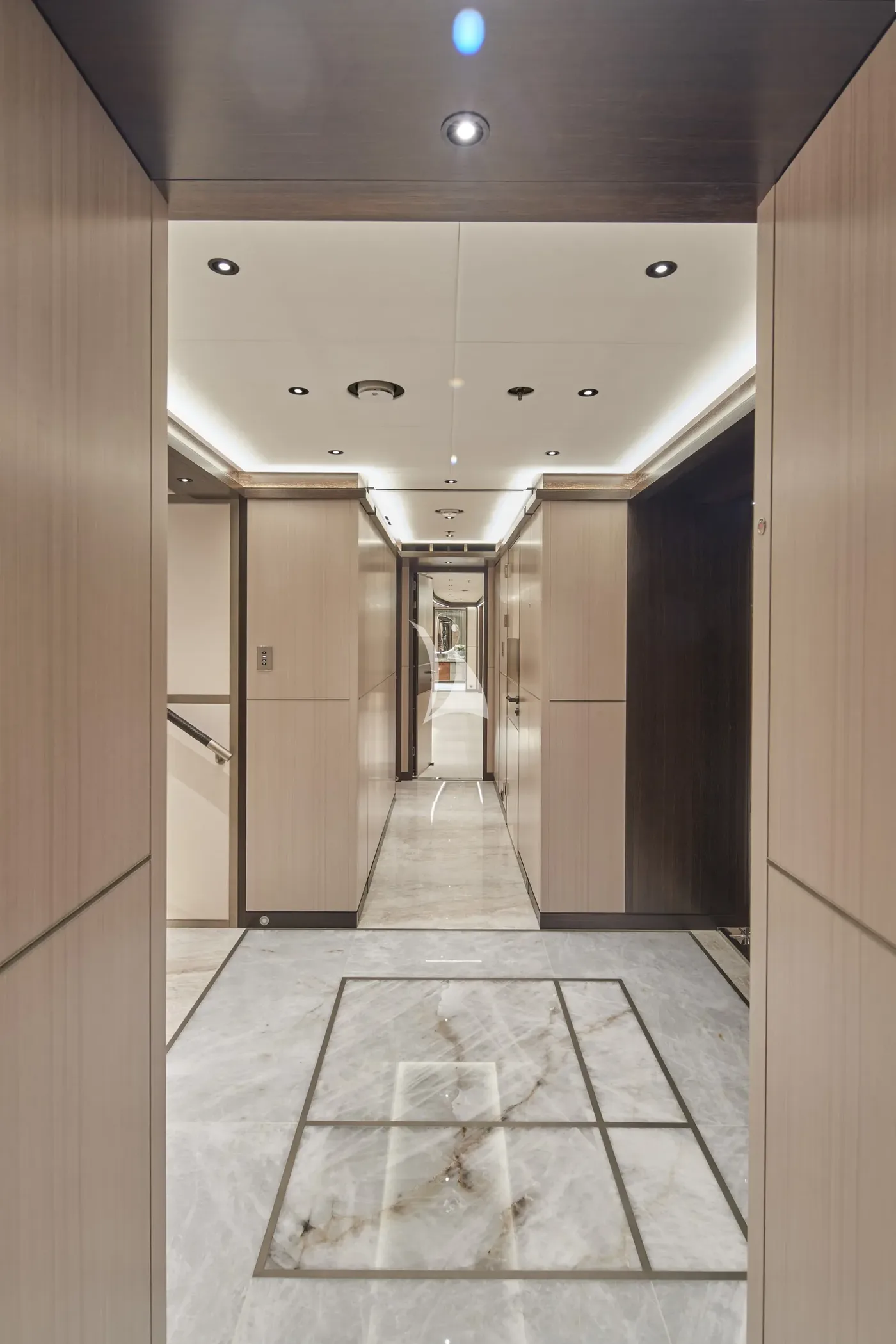 SOLEMATES, cabins 2