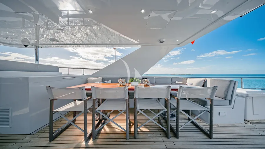 BEACHFRONT, photos 2